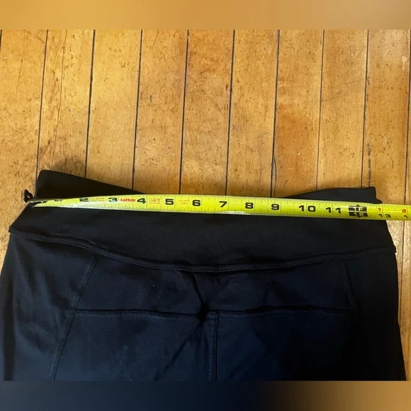 Bench | Capris - Picture 11 of 12